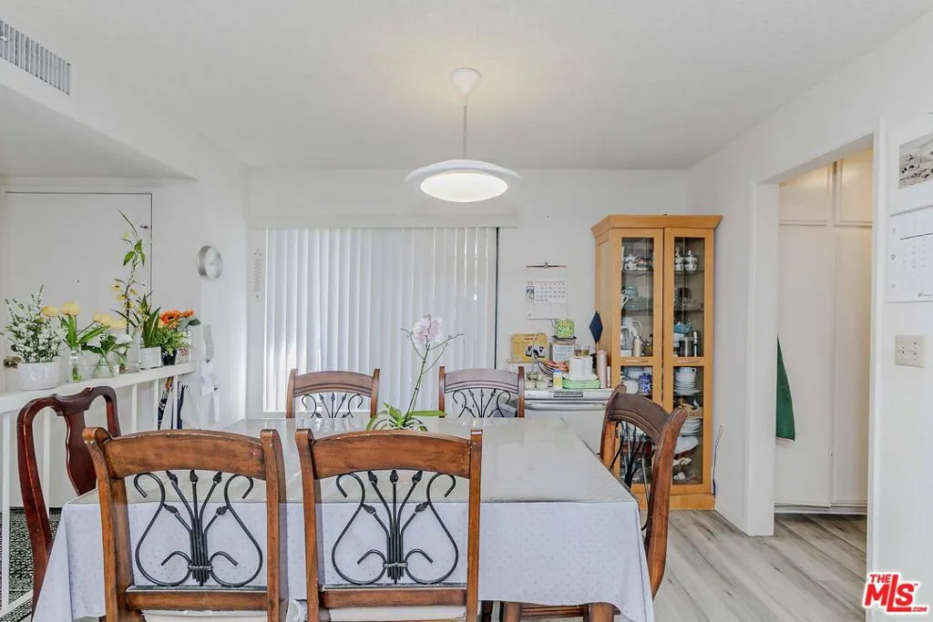 4141 Via Marisol 319, Los Angeles, California 90042 home-pic-7